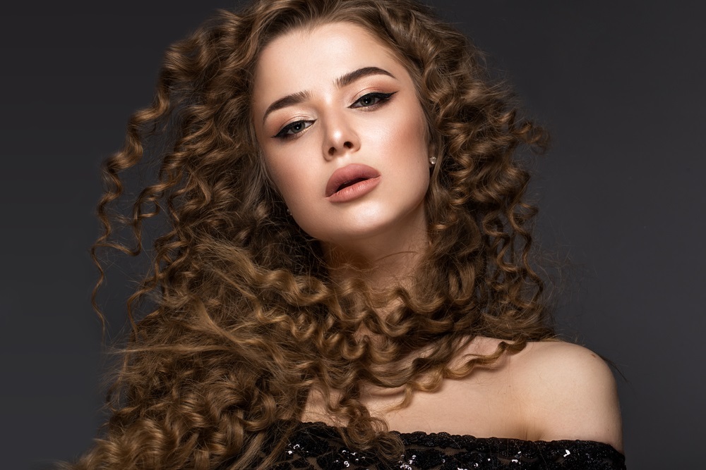 Can you get curly hair extensions? Discover curly hair extensions with Panache Salon.